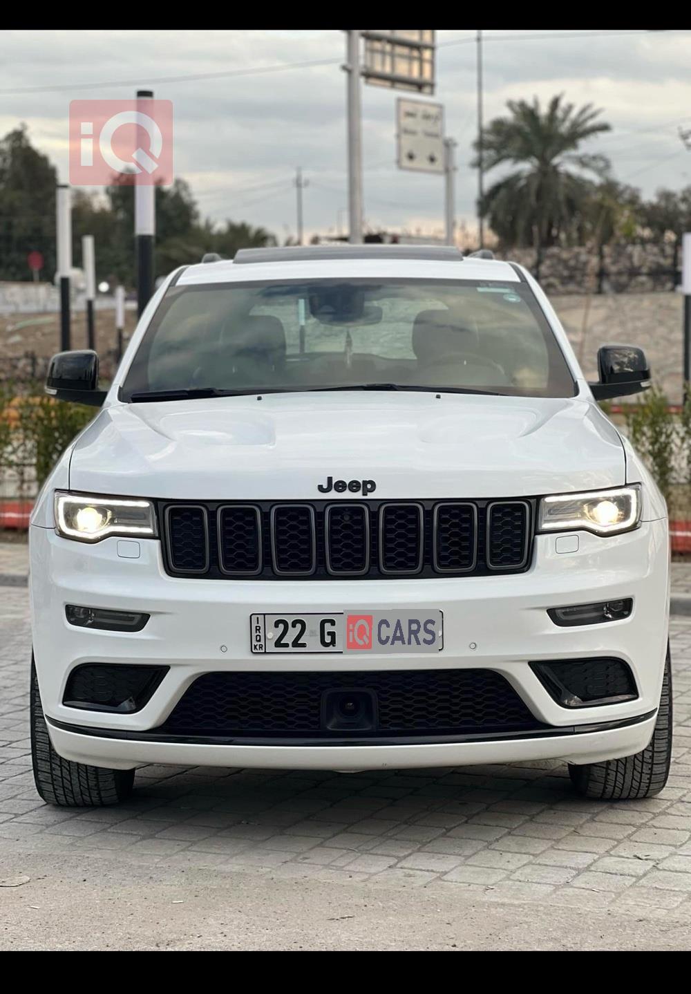 جيب جراند شيروكي